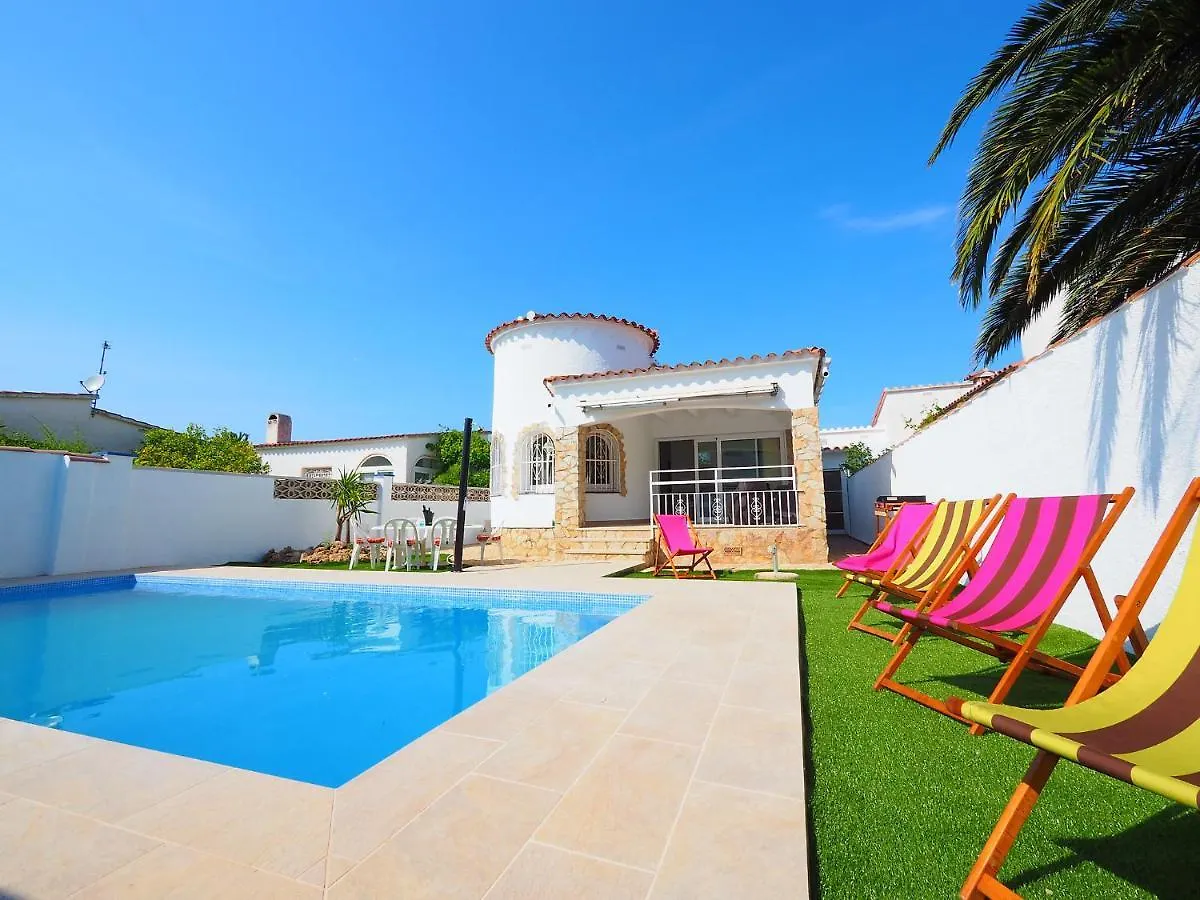 Holiday Home Alberes By Interhome Empuriabrava