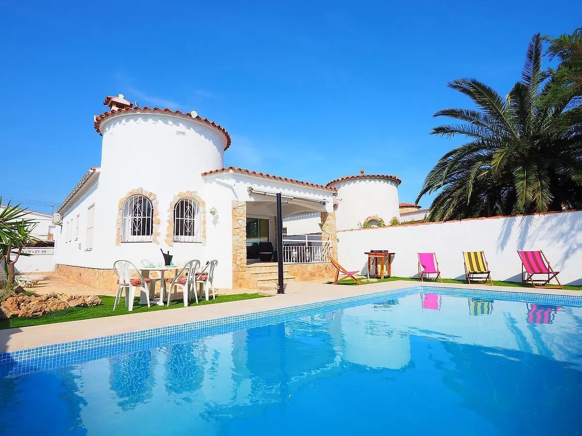 Holiday Home Alberes By Interhome Empuriabrava